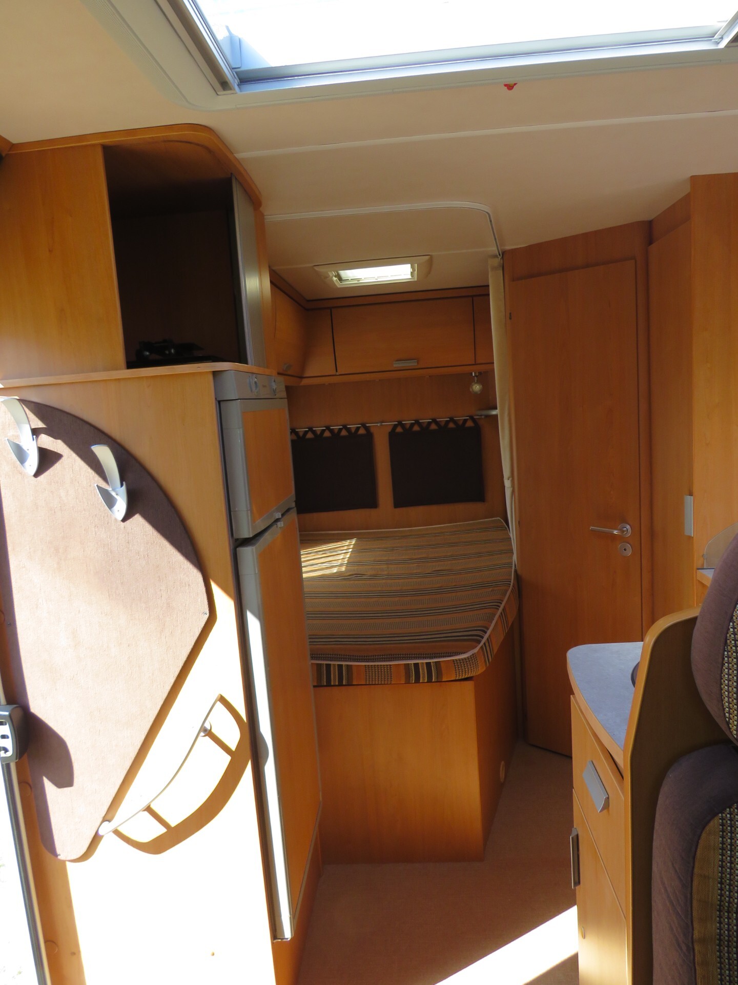 Bavaria-camp T 67 con letto alla francese