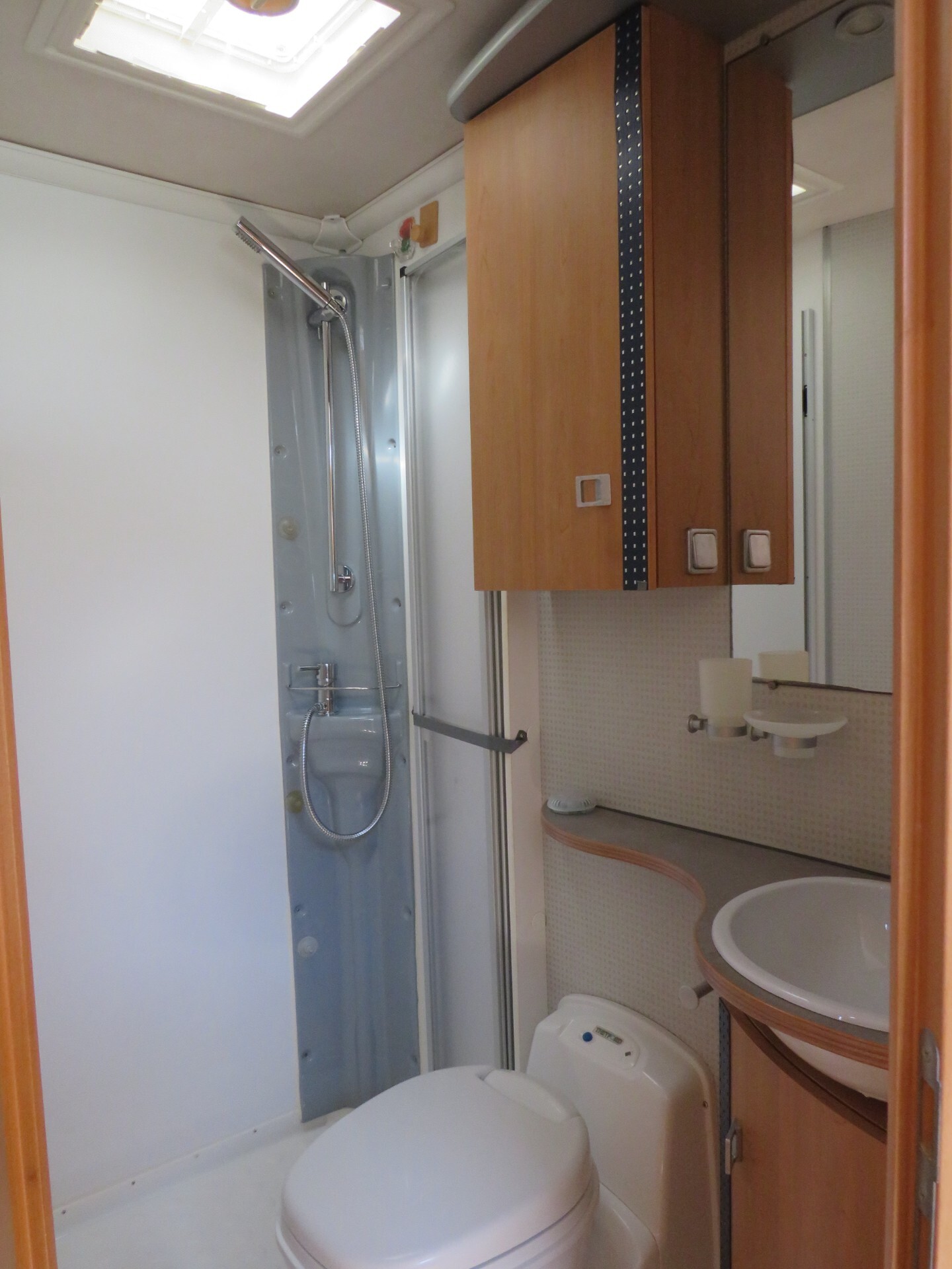Bavaria-camp T 67 con letto alla francese