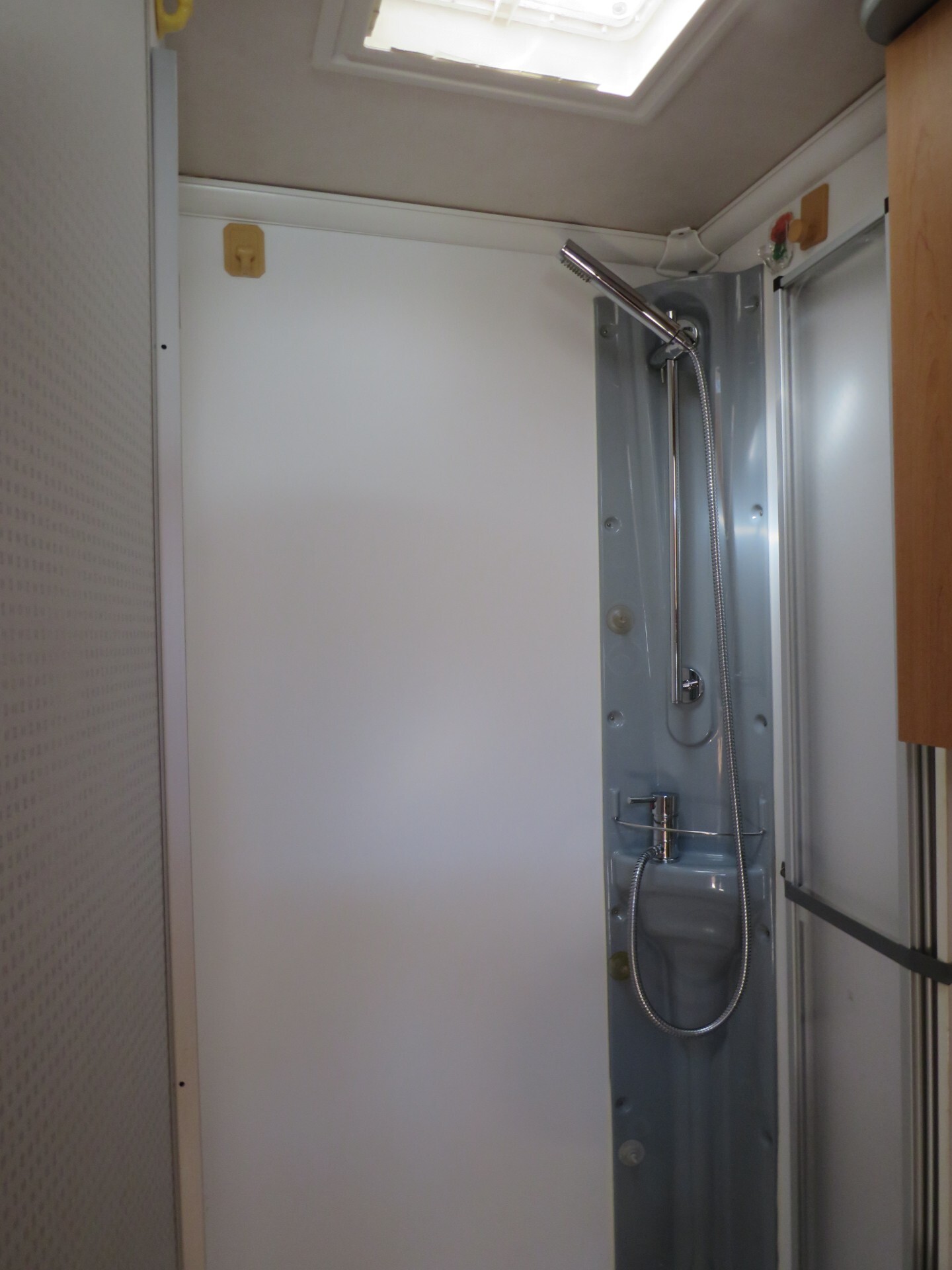 Bavaria-camp T 67 con letto alla francese
