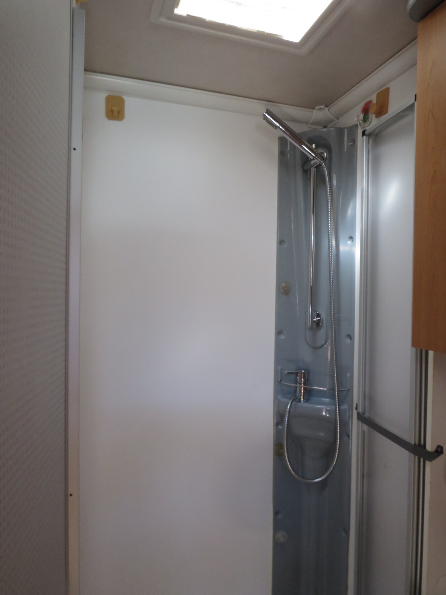 Bavaria-camp T 67 con letto alla francese