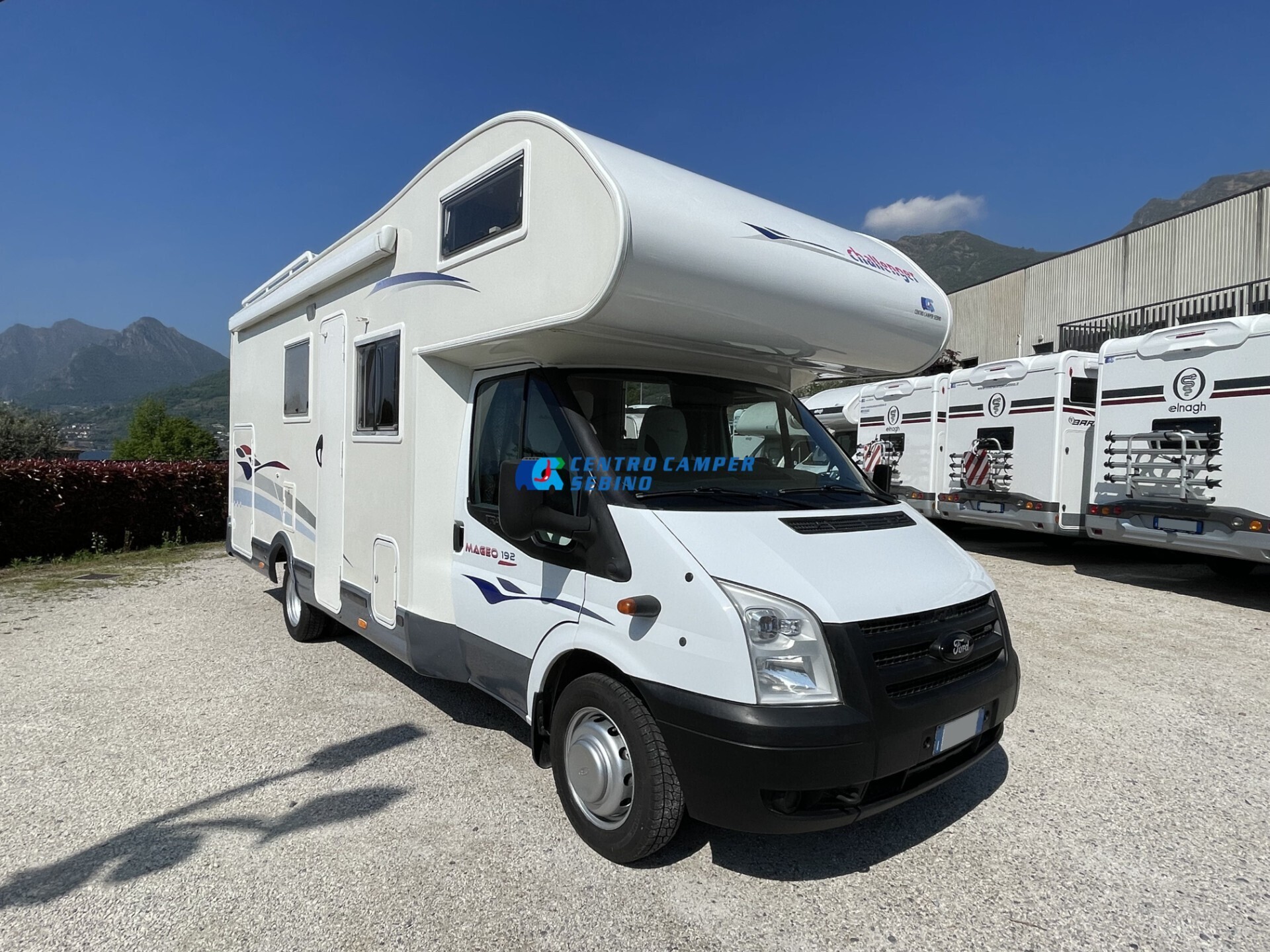 Challenger Mageo 192 gemellato, camper mansardato 