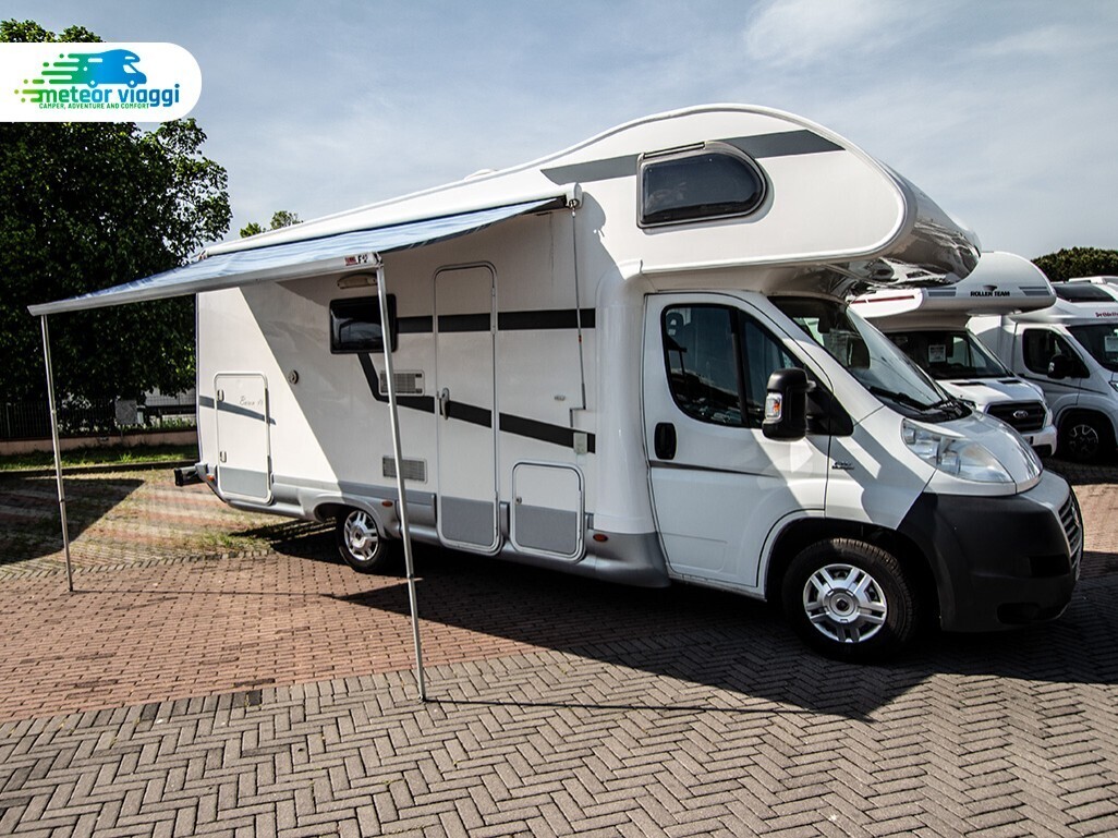 Camper Mansardato 6 posti Elnagh Baron 46