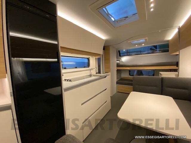 ADRIA ADORA 613 PK 2024 CARAVAN VTR 7 POSTI CLIMA