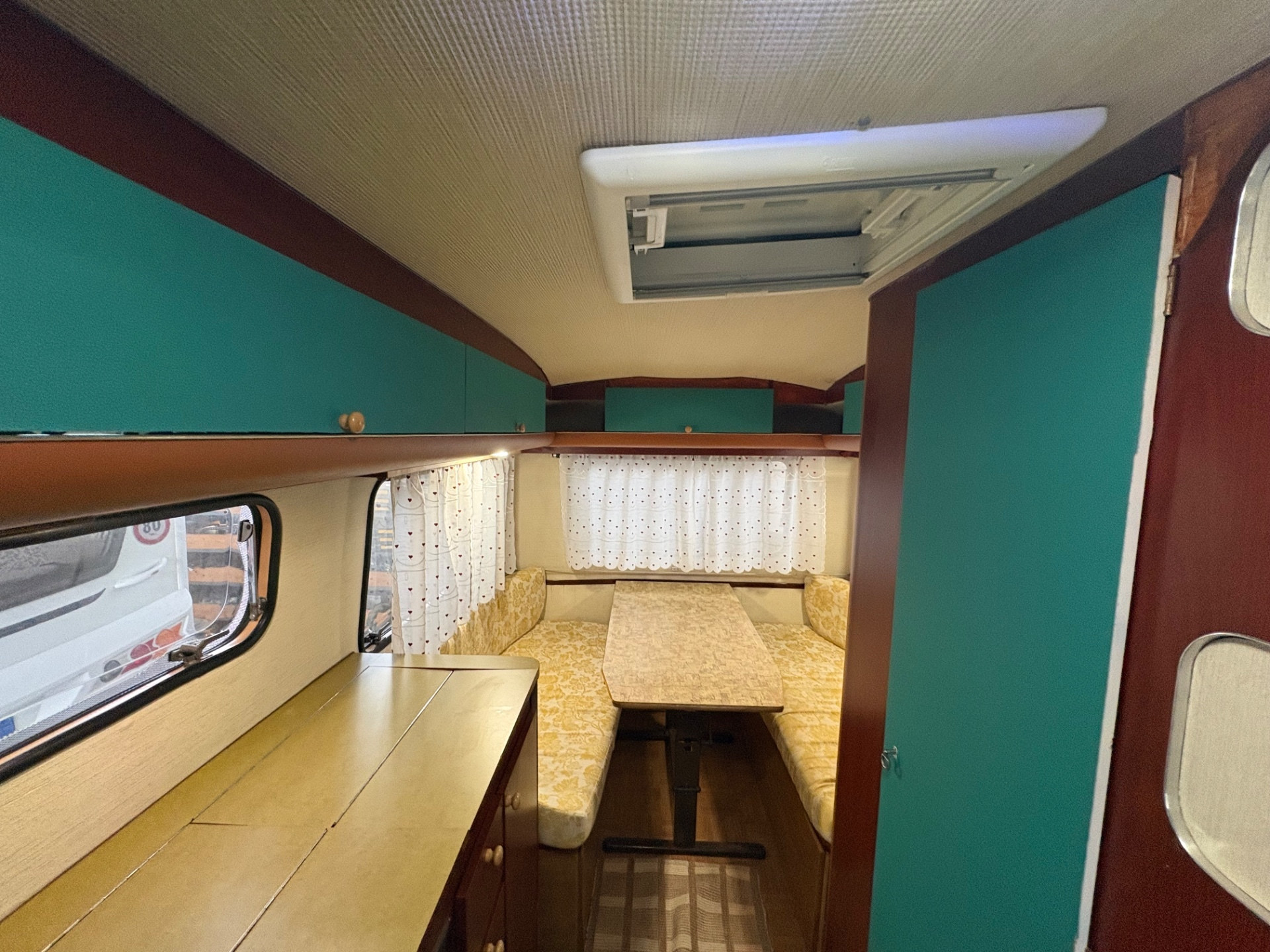 Caravan Lander Graziella 401-posti 3-stufa