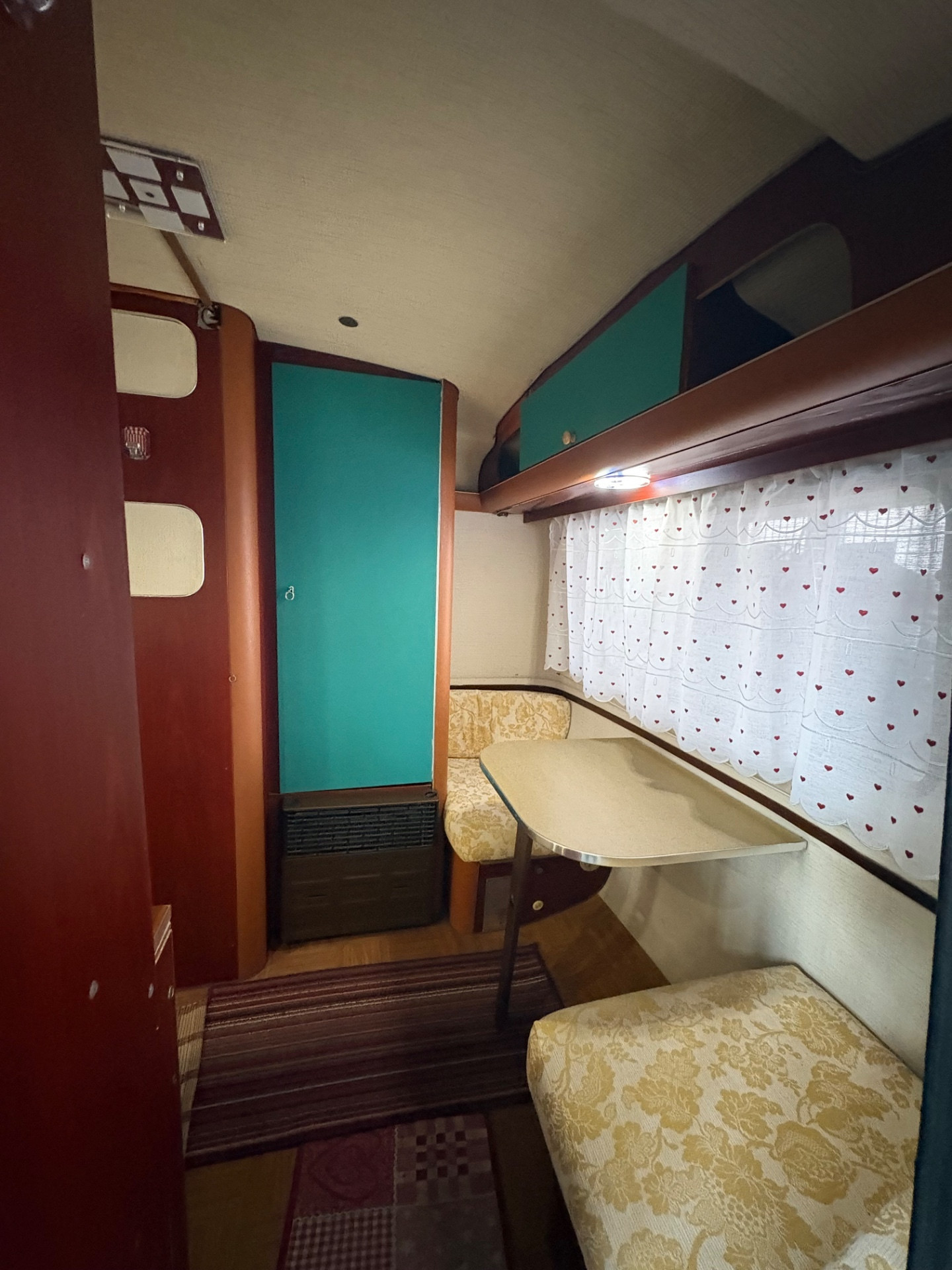 Caravan Lander Graziella 401-posti 3-stufa