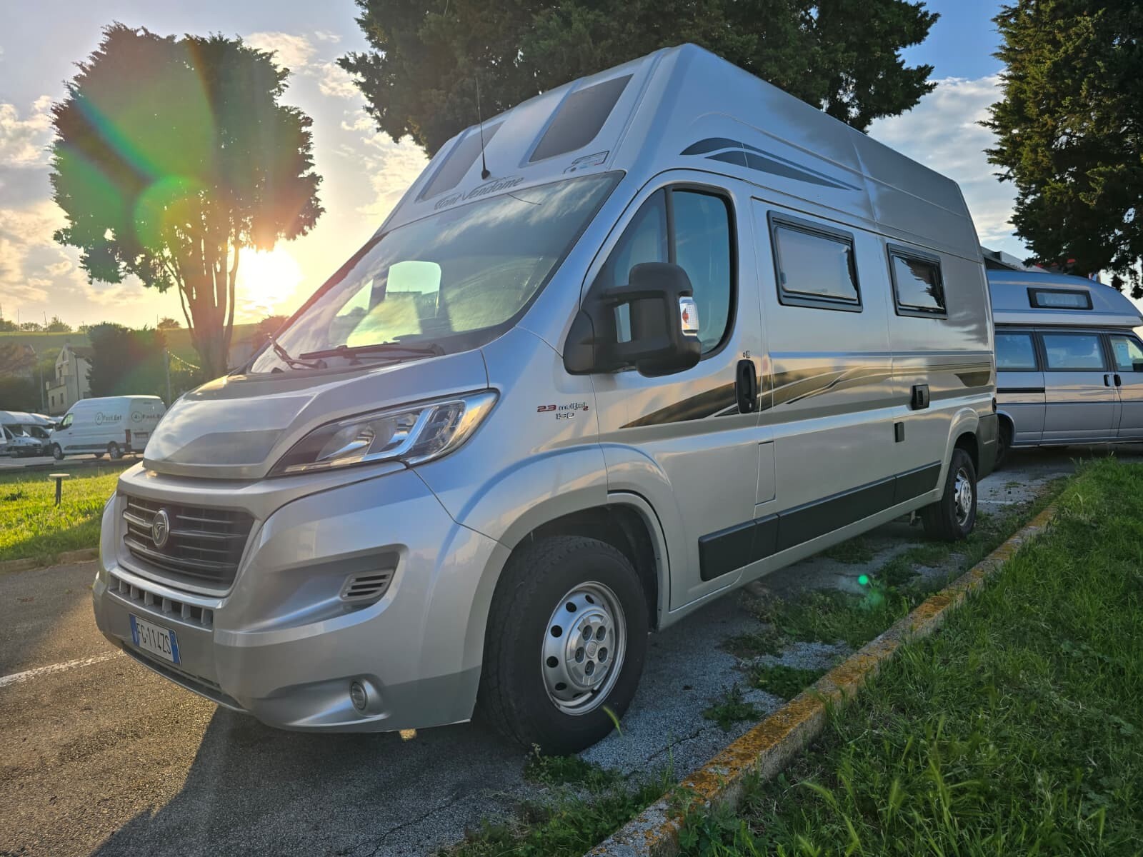 Trigano FONT VENDOME HORIZON H 300