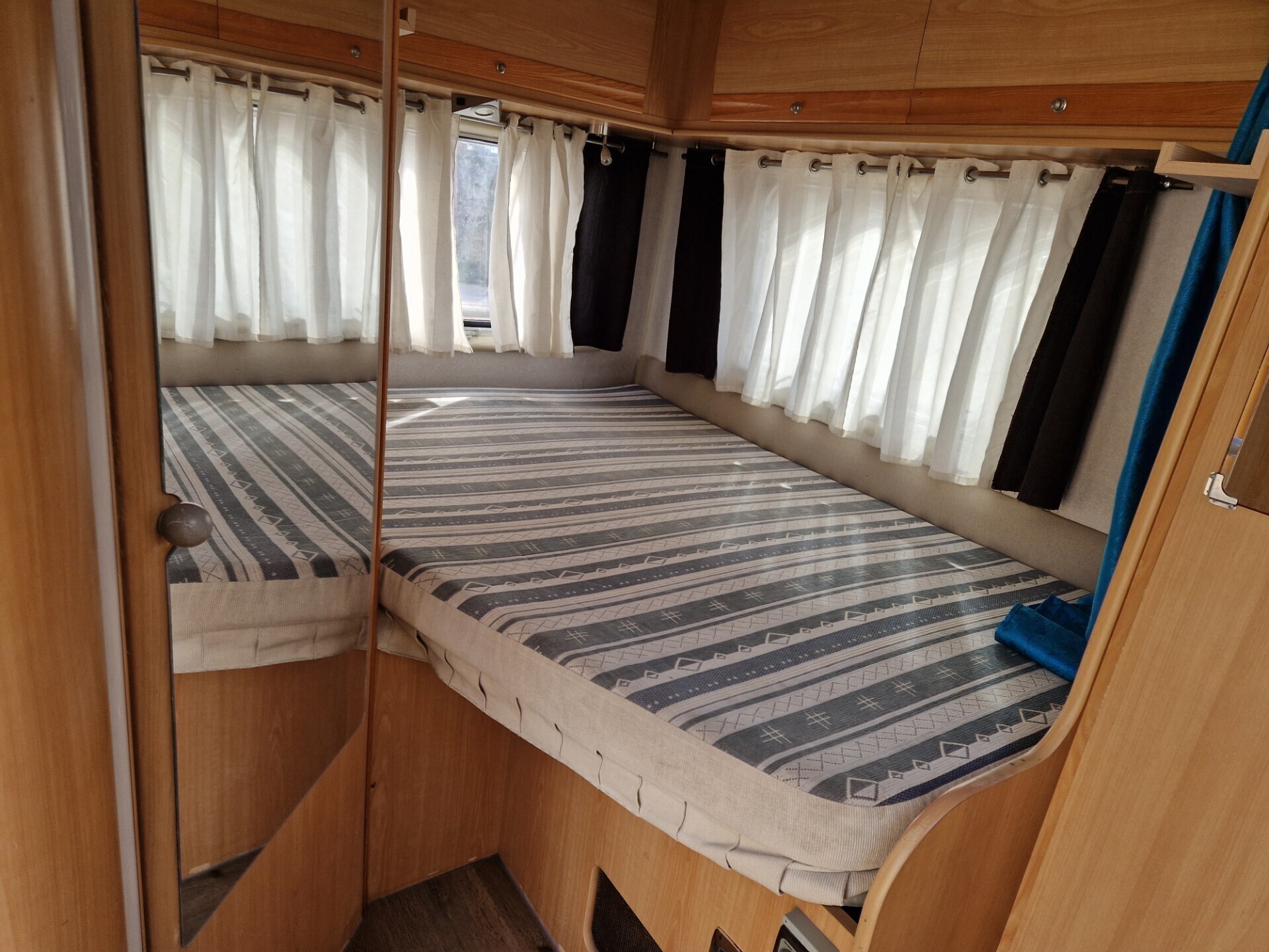 Elnagh Slim LUNGO 5,99 con clima cabina