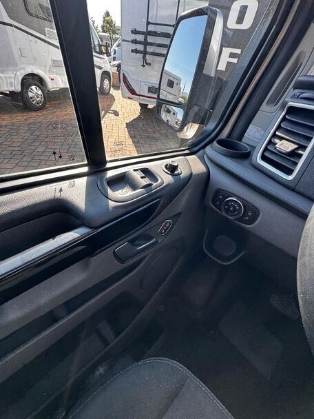 Ford PANAMA P10+