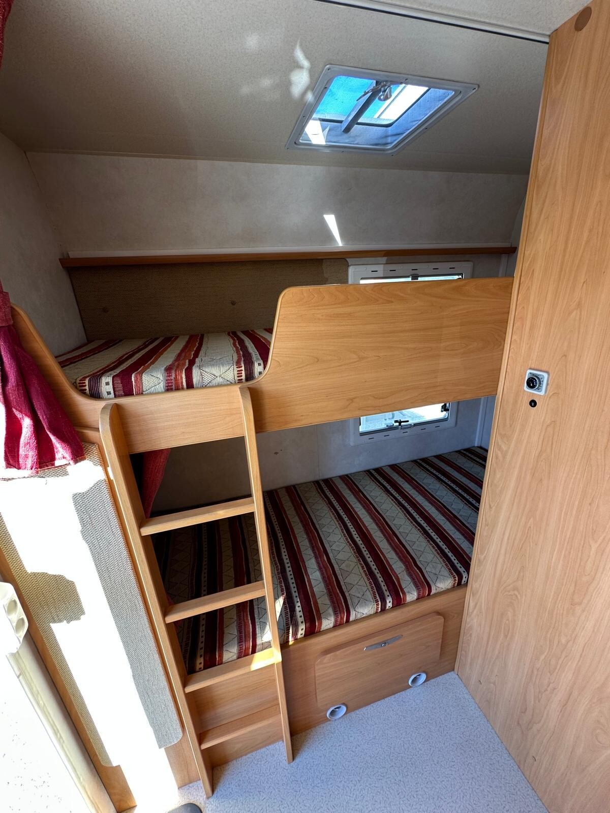 Chausson Welcome 16