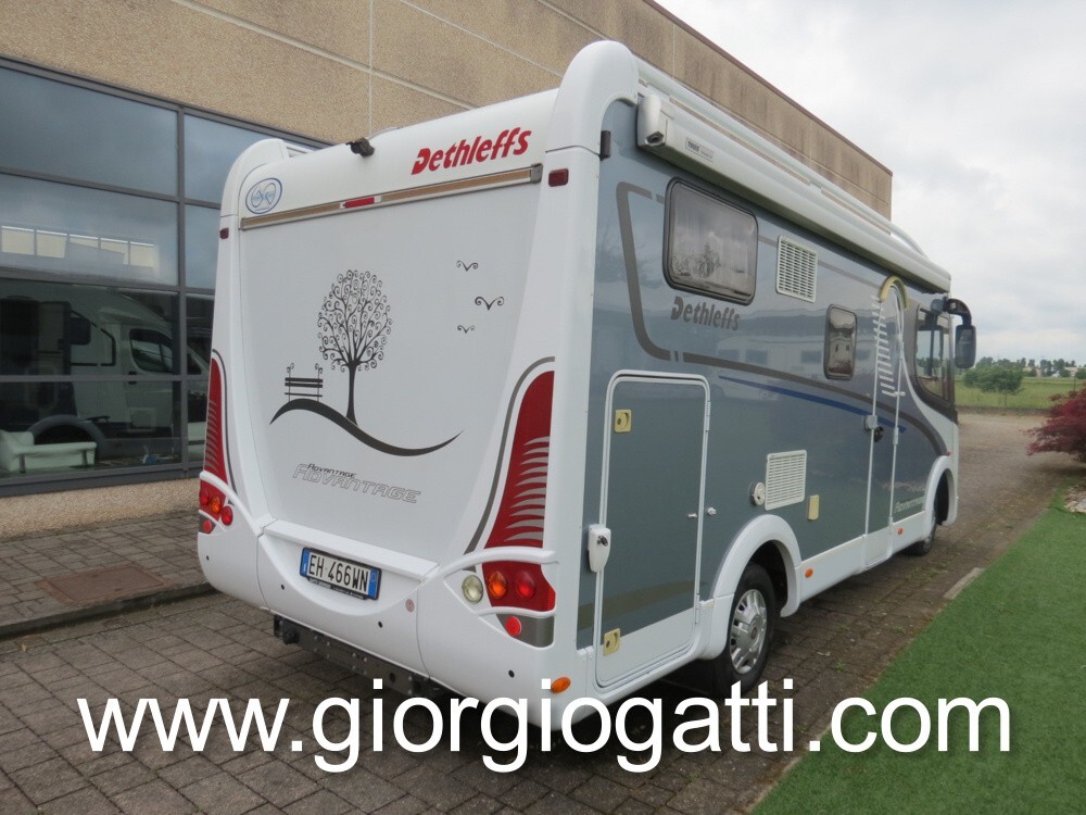 camper Dethleffs Advantge I 5871 motorhome compatt