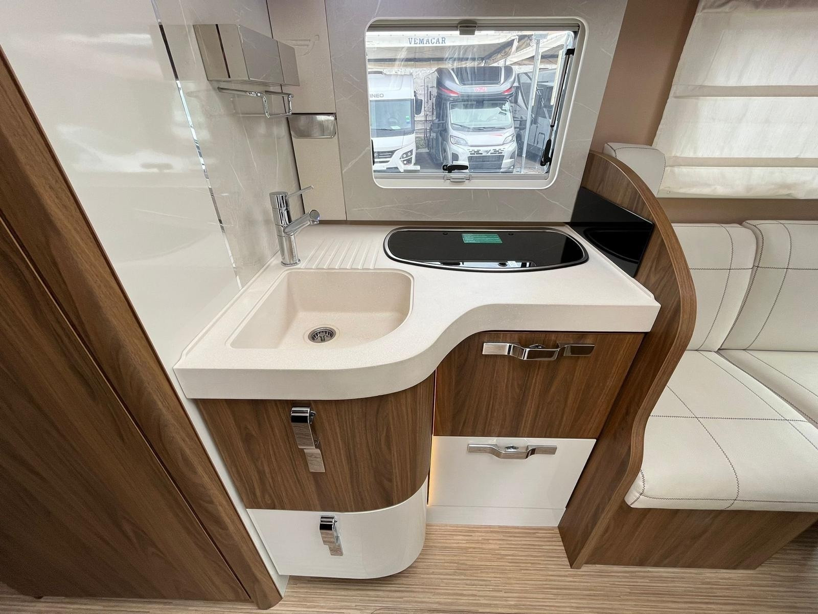 Arca Europa H 745 Glc 160 Hp Full Opt '2022