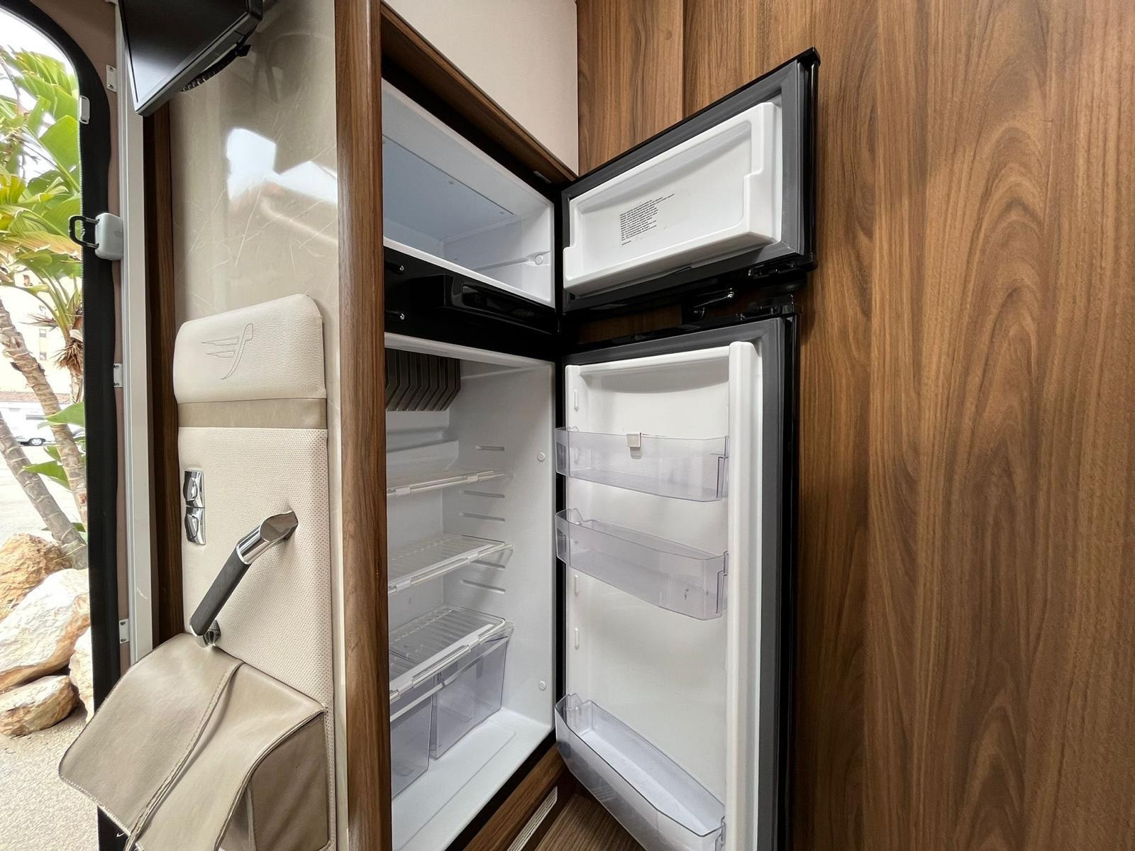Arca Europa H 745 Glc 160 Hp Full Opt '2022