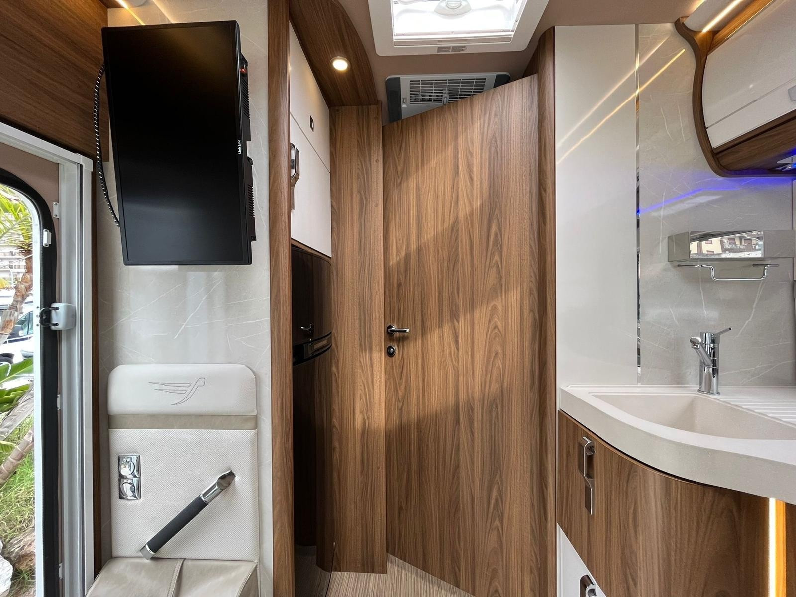 Arca Europa H 745 Glc 160 Hp Full Opt '2022