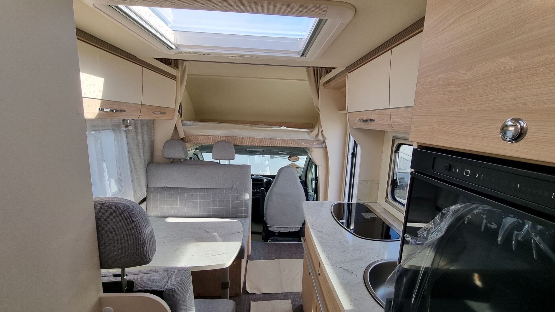 EURAMOBIL ACTIVA ONE 690 HB