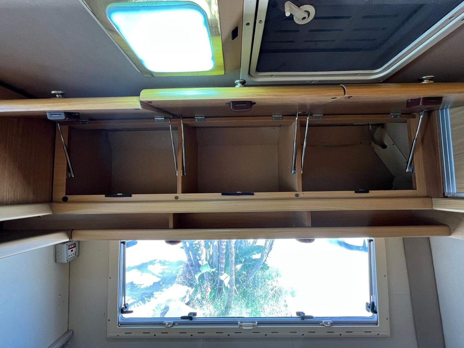 Laika Ecovip 600 Iveco 115 Hp TDi '1995