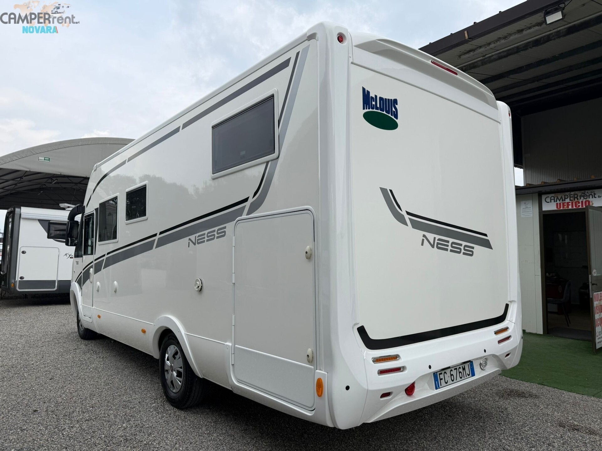MCLOUIS NESS 73G - MOTORHOME CON LETTI GEMELLI IN 