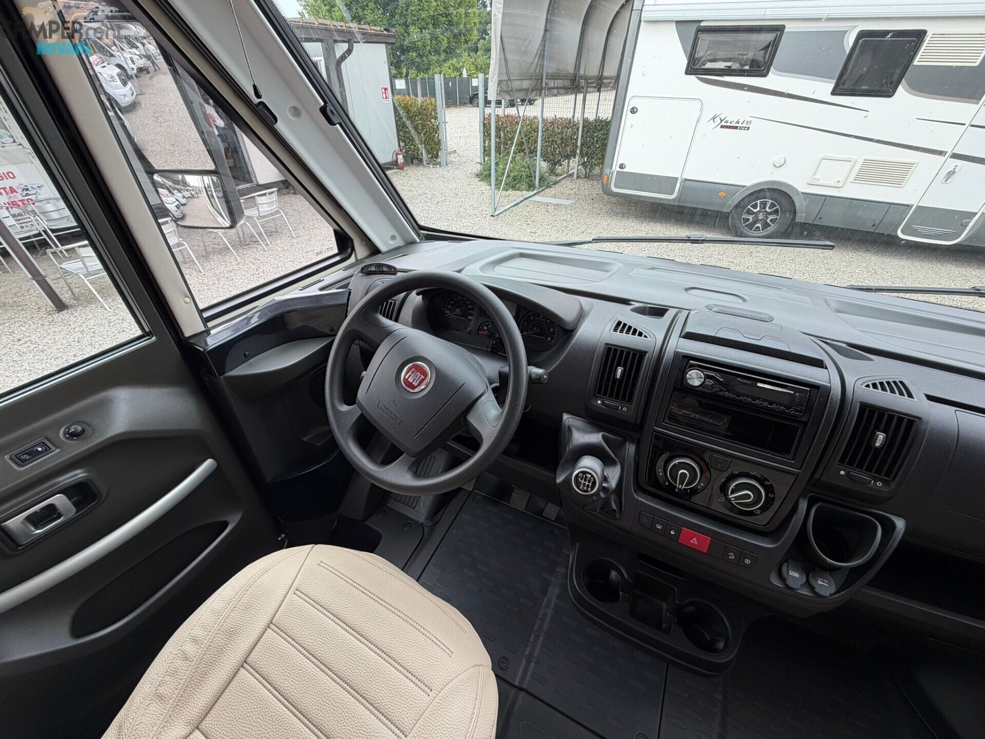 MCLOUIS NESS 73G - MOTORHOME CON LETTI GEMELLI IN 