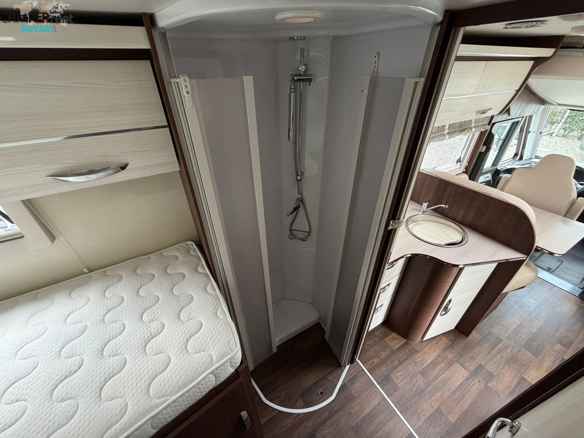 MCLOUIS NESS 73G - MOTORHOME CON LETTI GEMELLI IN 