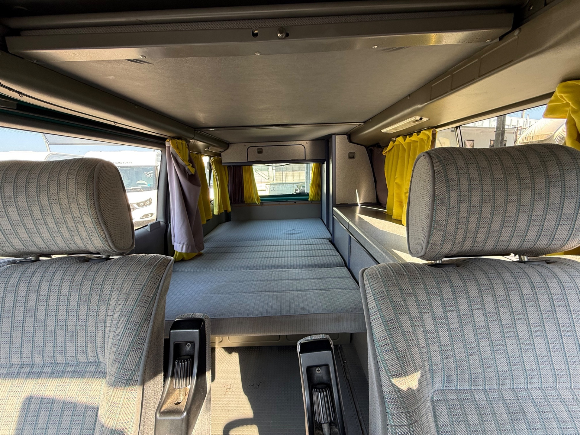 VOLKSWAGEN CALIFORNIA T 4 2400 ISCRITTO ASI