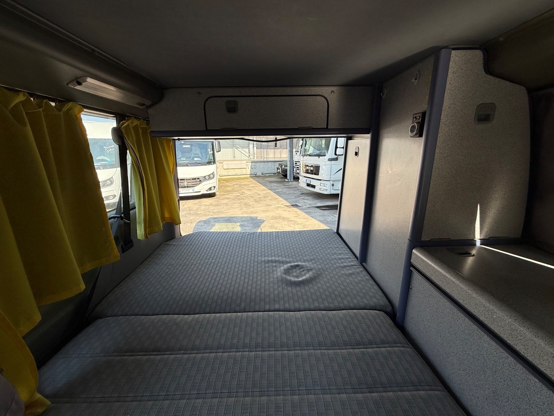 VOLKSWAGEN CALIFORNIA T 4 2400 ISCRITTO ASI