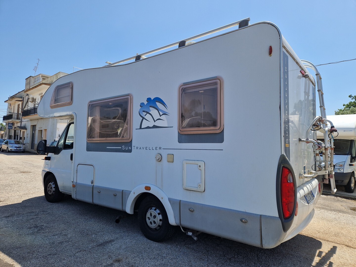 KNAUS SUN TRAVELLER