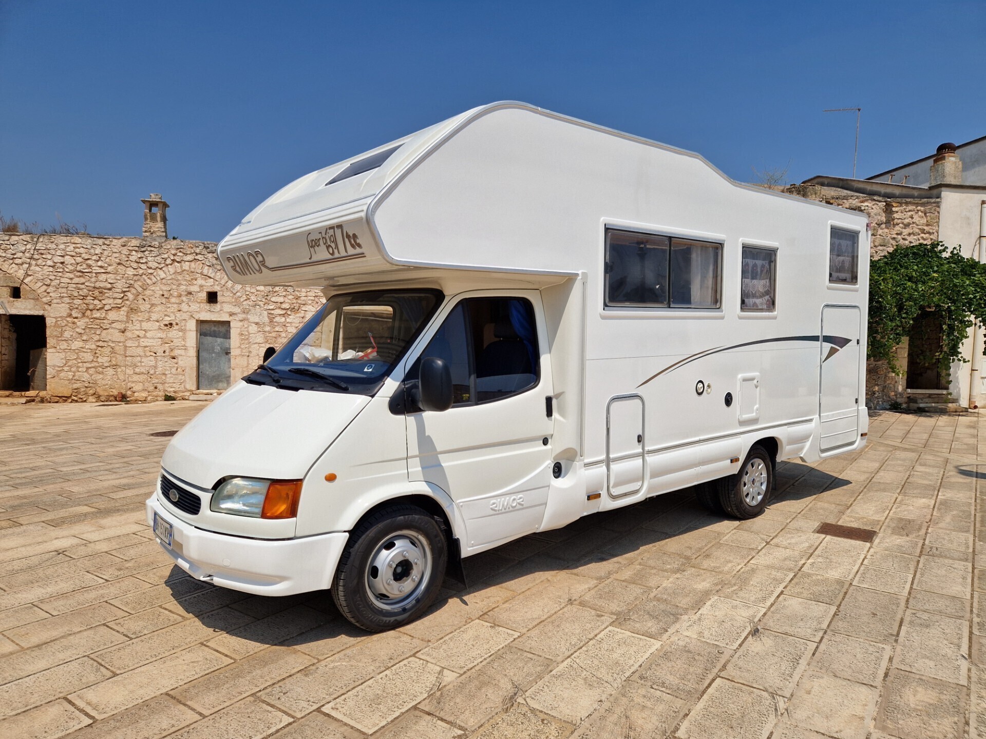 Rimor super brig 677 Tc Garage