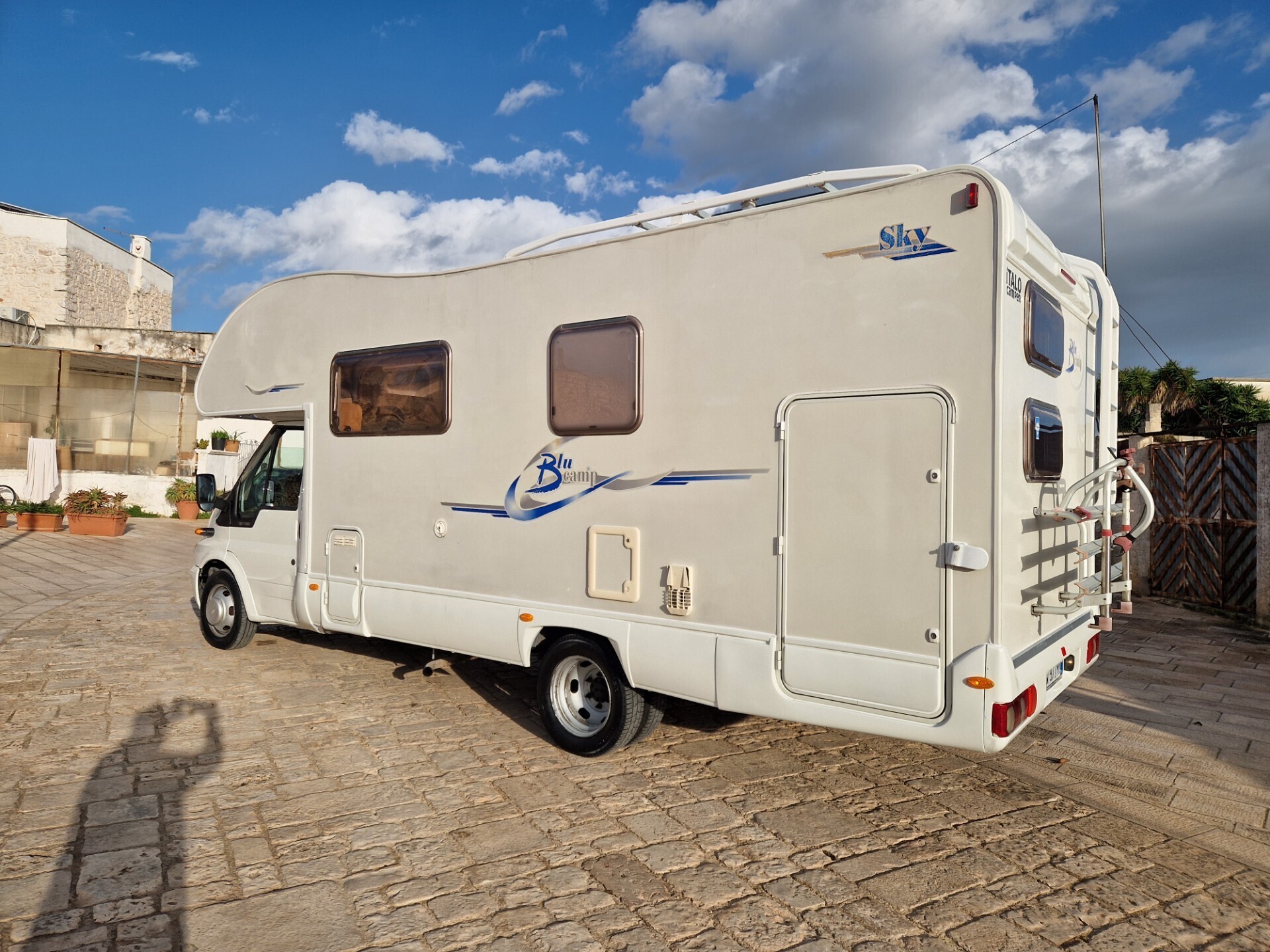Blucamp sky 450