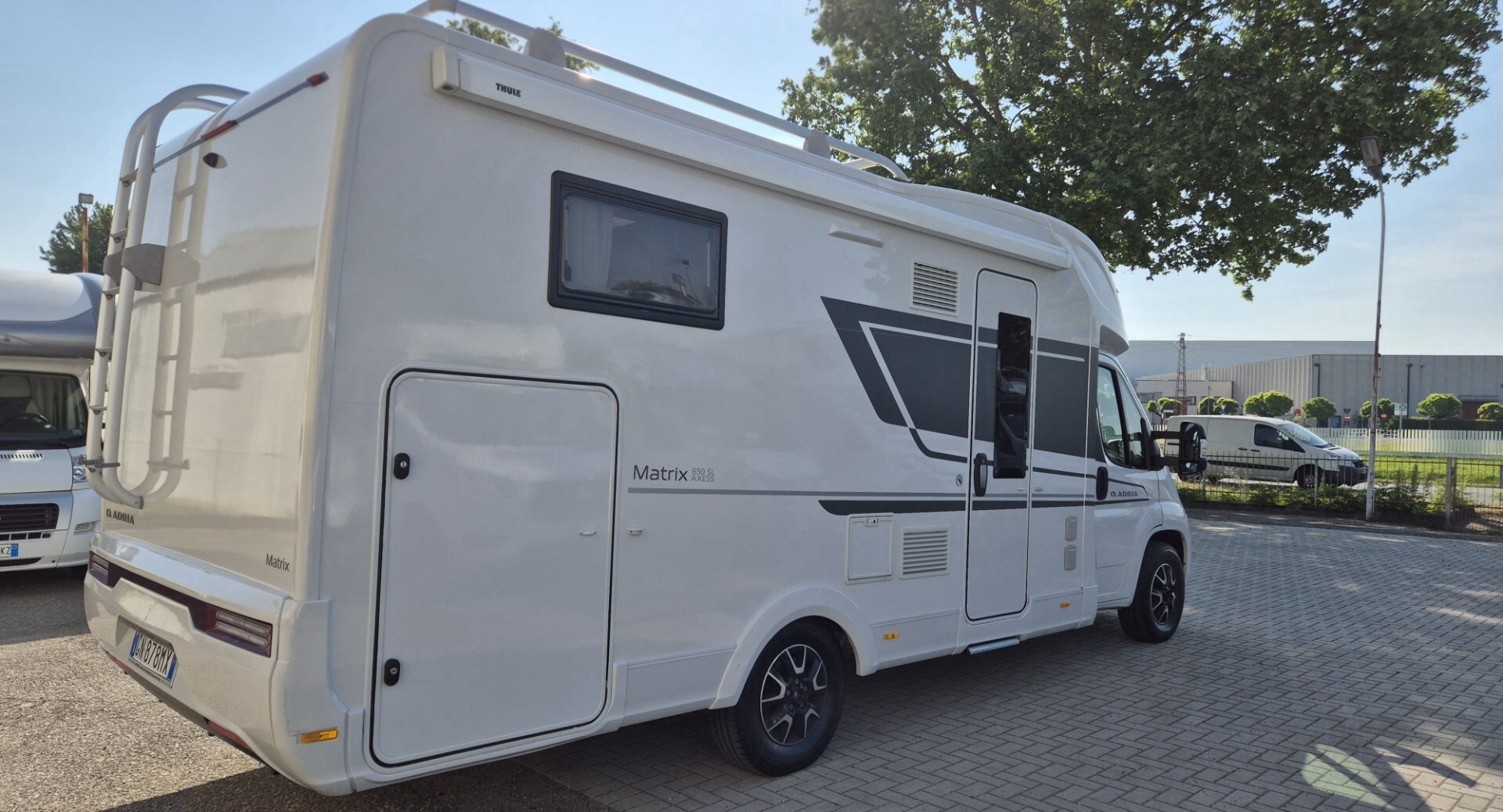 Adria MATRIX 650 SL AXESS SEMINTEGRALE 4 POSTI