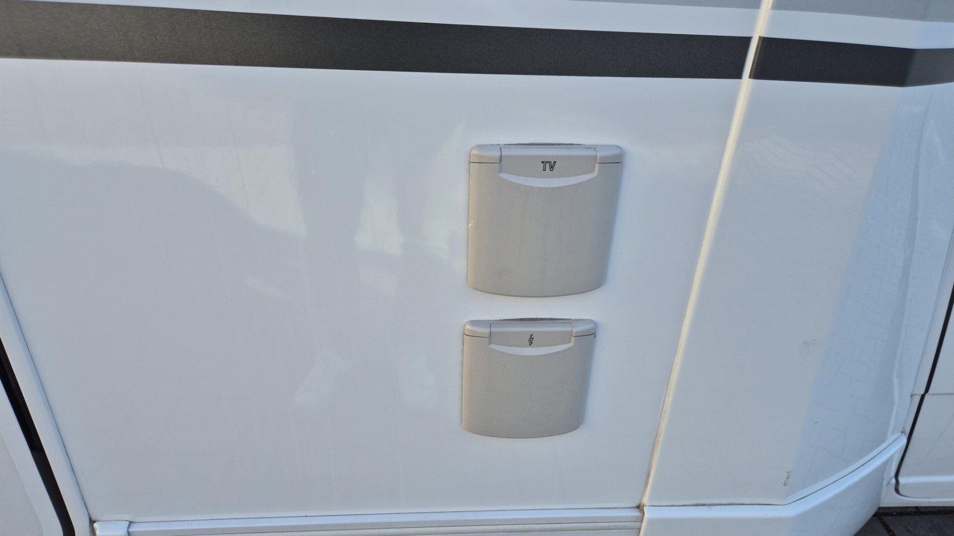 Adria MATRIX 650 SL AXESS SEMINTEGRALE 4 POSTI