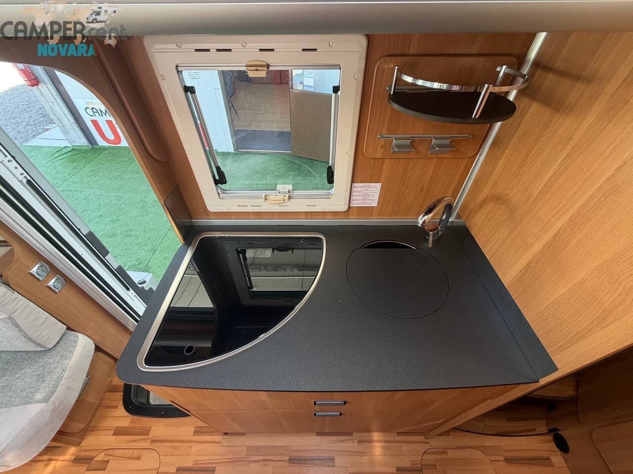 Laika ECOVIP 610 MOTORHOME LETTO MATRIMONIALE 6.80