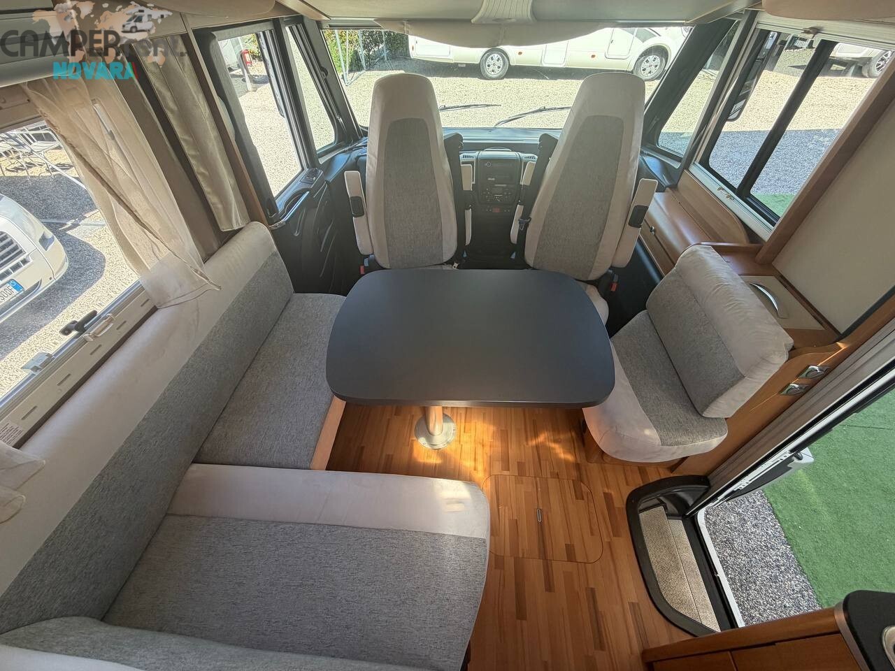 Laika ECOVIP 610 MOTORHOME LETTO MATRIMONIALE 6.80
