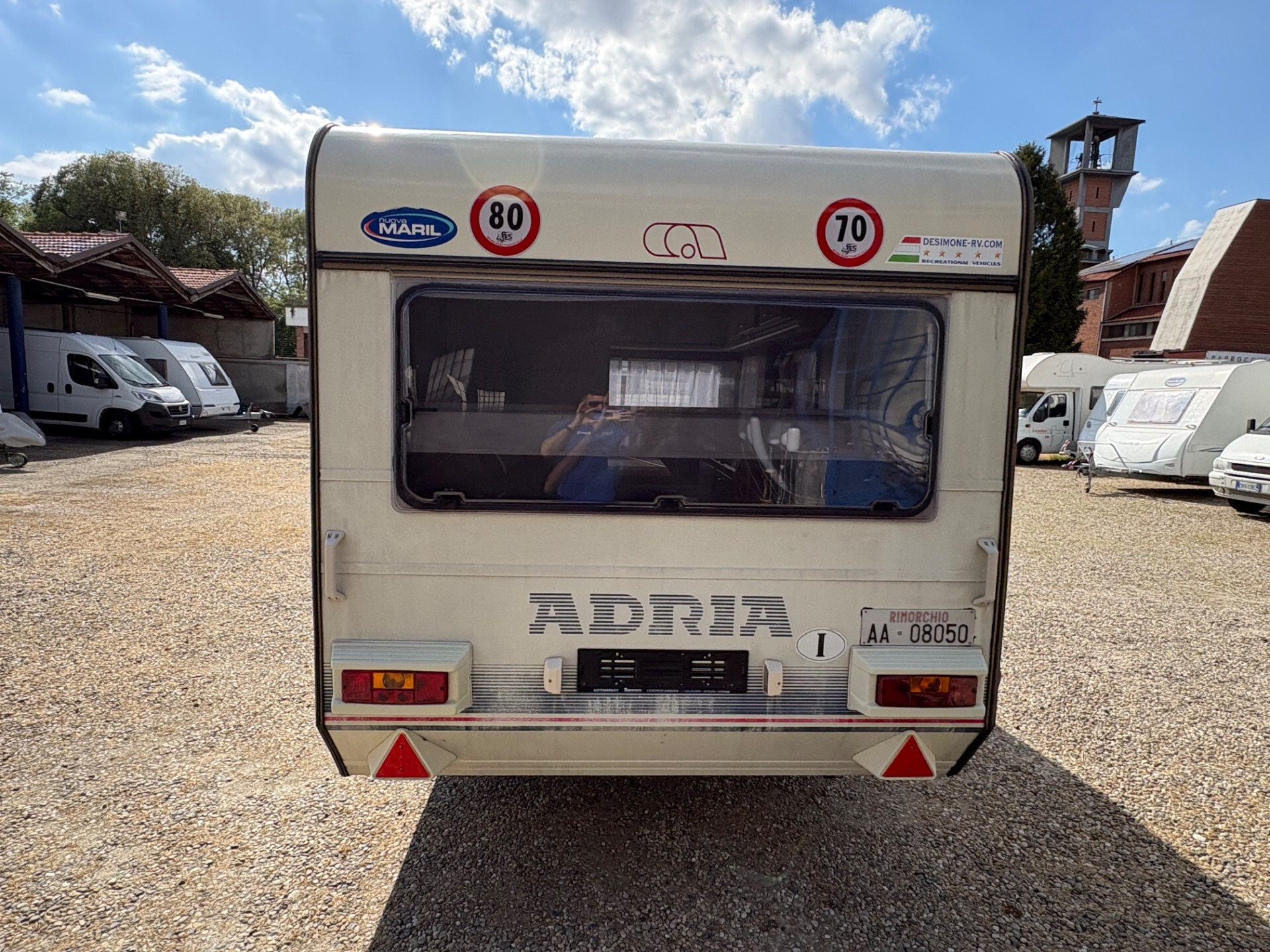 Adria Caravan Linea 400-posti 4-veranda