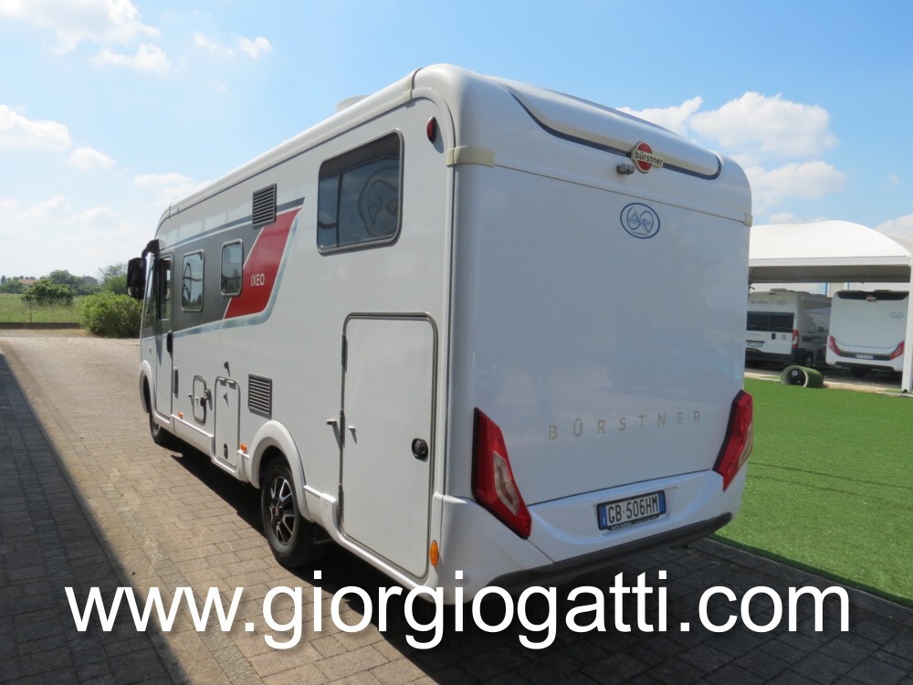 CAMPER MOTORHOME BUERSTNER IXEO I 690 CON GARAGE