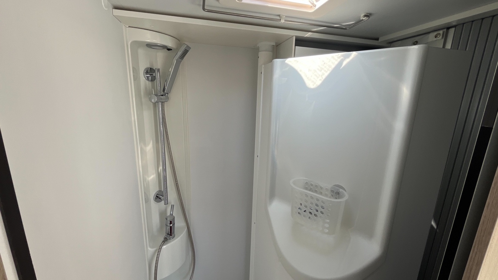 Adria COMPACT PLUS SP