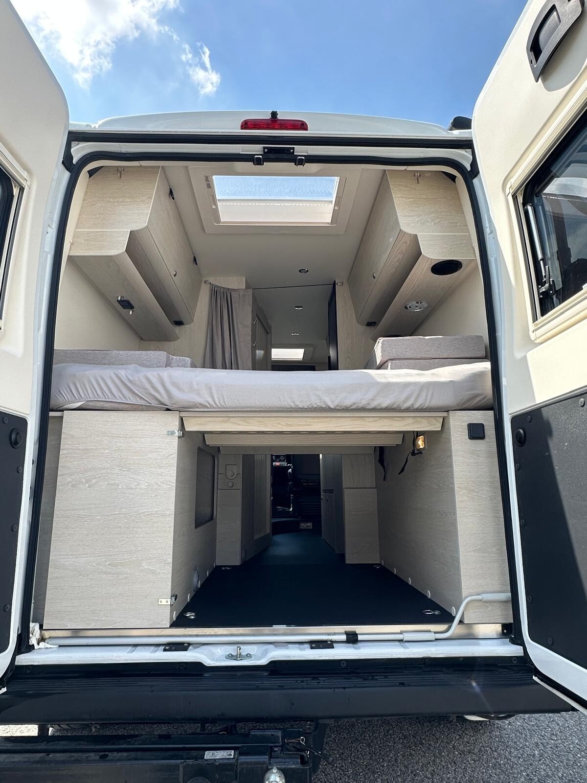 Vario Tourne Mobil Van 600