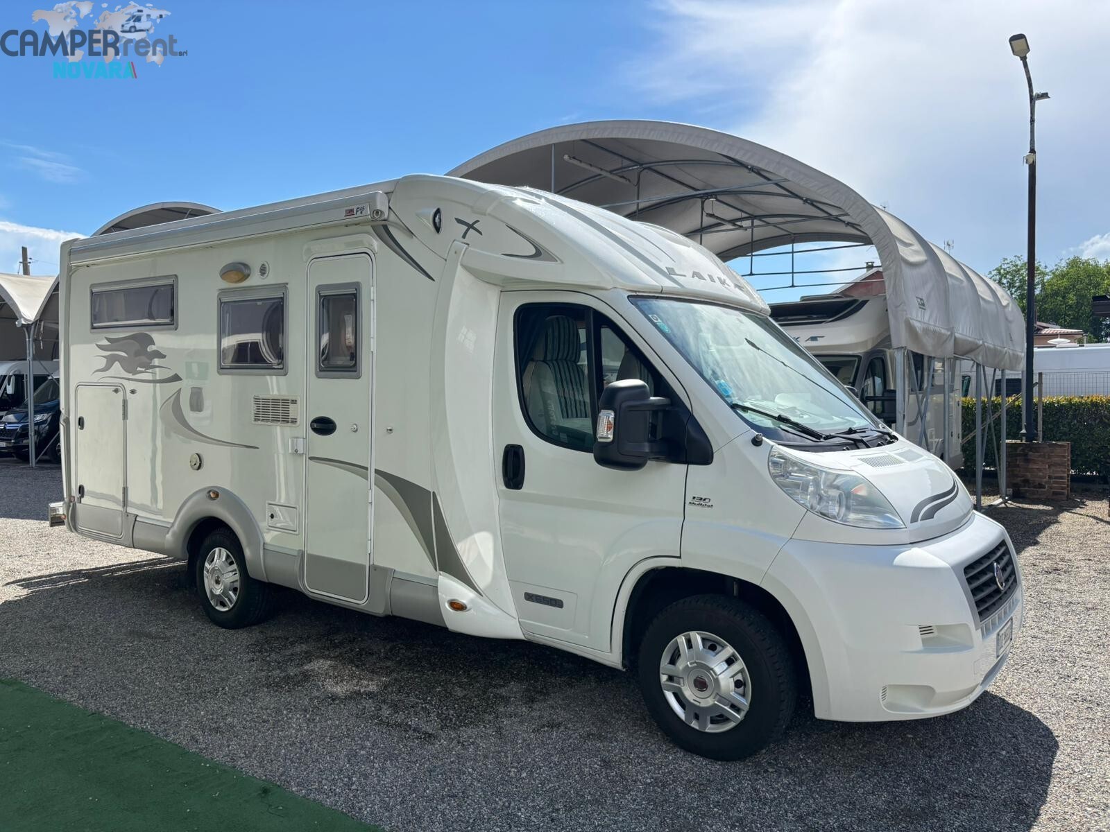 LAIKA X650 R - SEMINTEGRALE CON LETTI GEMELLI IN C