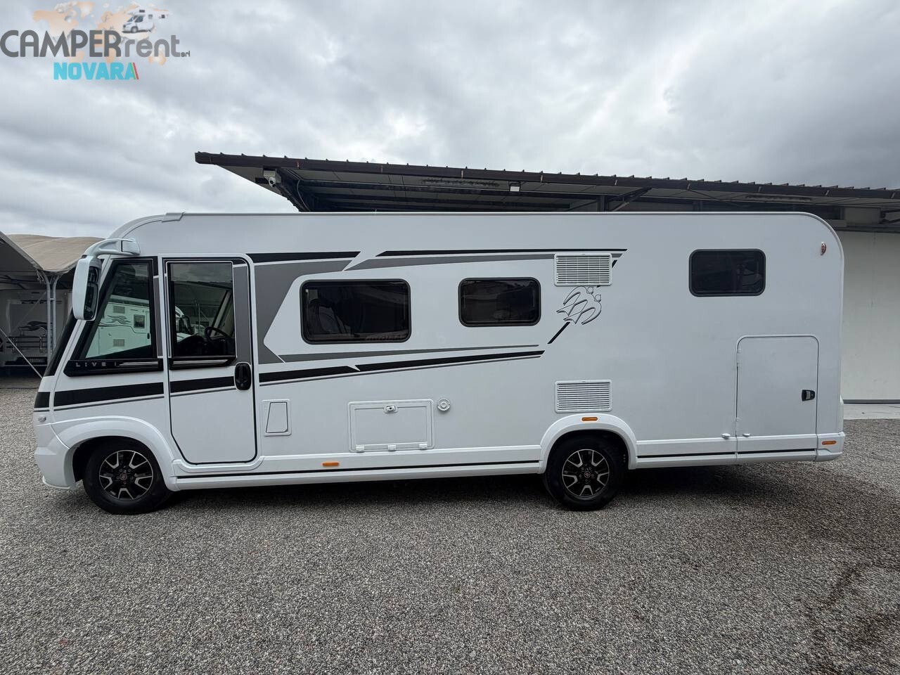 Knaus LIVE I 700 MEG MOTORHOME LETTI GEMELLI