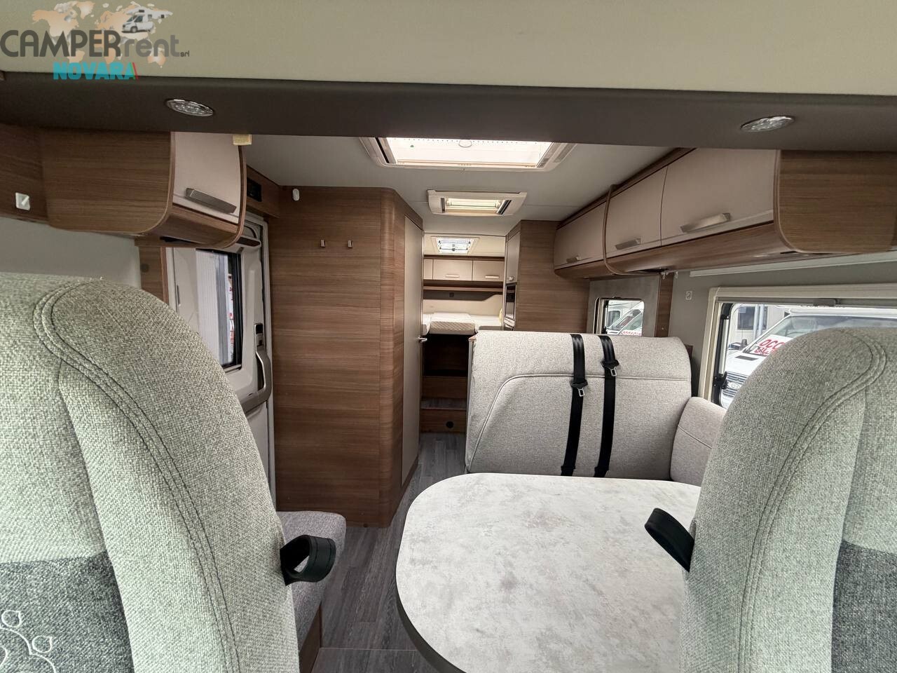 Knaus LIVE I 700 MEG MOTORHOME LETTI GEMELLI