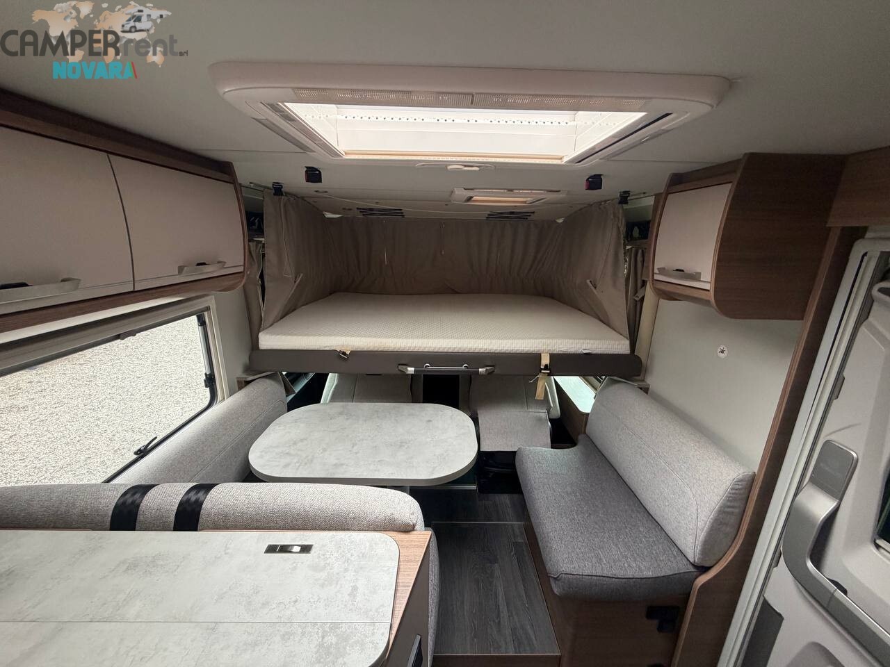 Knaus LIVE I 700 MEG MOTORHOME LETTI GEMELLI