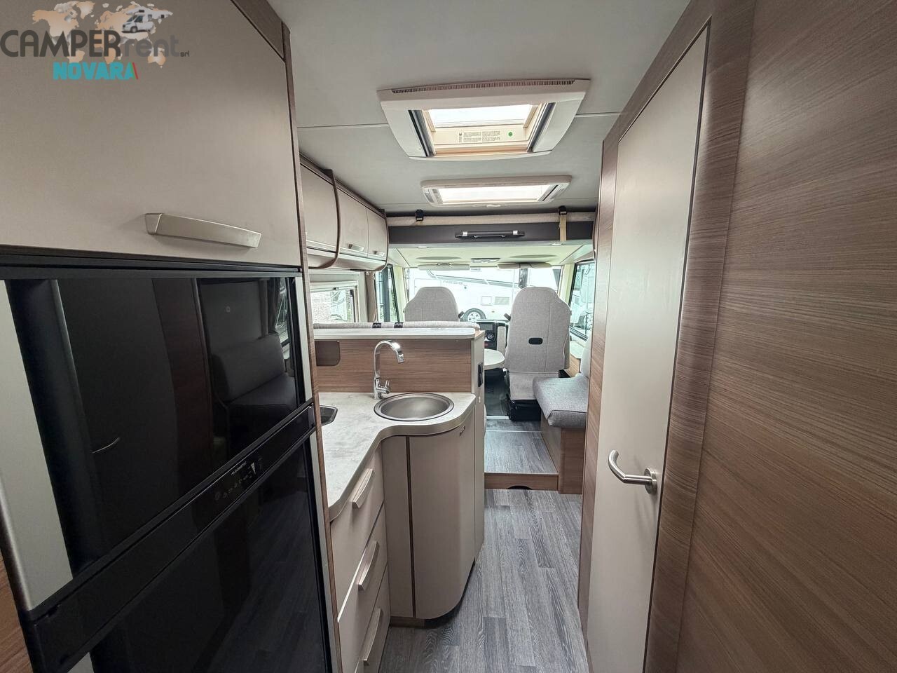 Knaus LIVE I 700 MEG MOTORHOME LETTI GEMELLI
