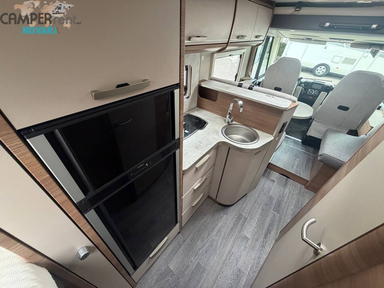 Knaus LIVE I 700 MEG MOTORHOME LETTI GEMELLI