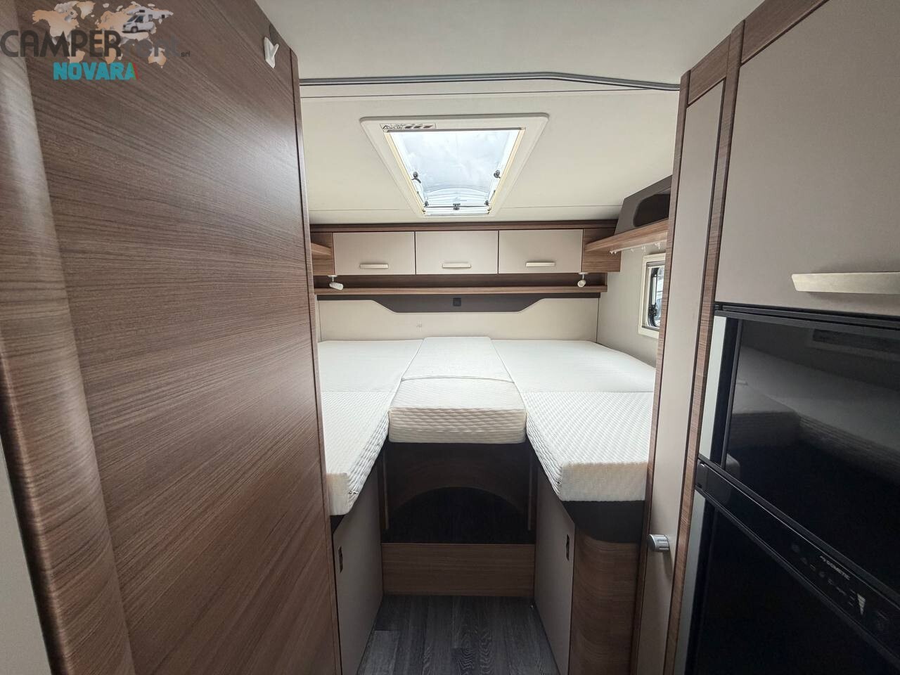 Knaus LIVE I 700 MEG MOTORHOME LETTI GEMELLI