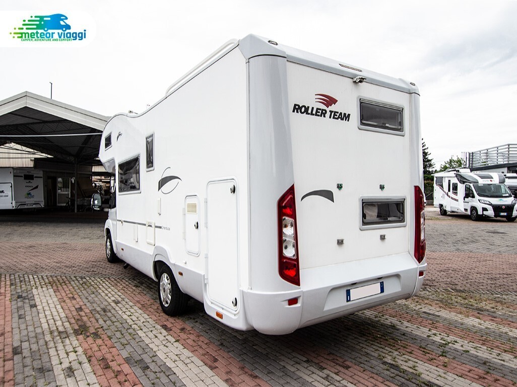Camper Mansardato 4 posti Roller Team Granduca GT
