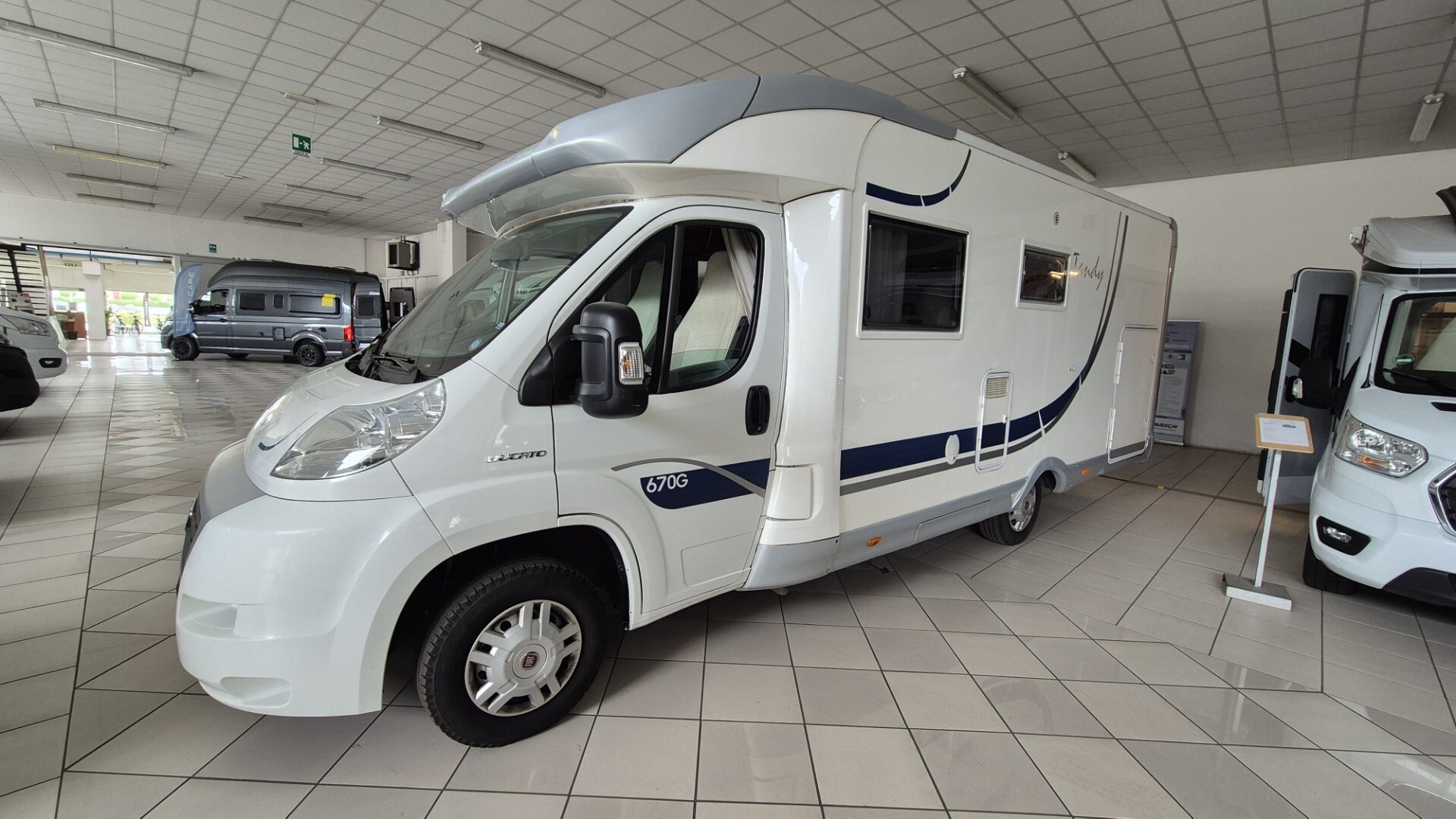 Mclouis TANDY 670G SEMITENGRALE 4 POSTI