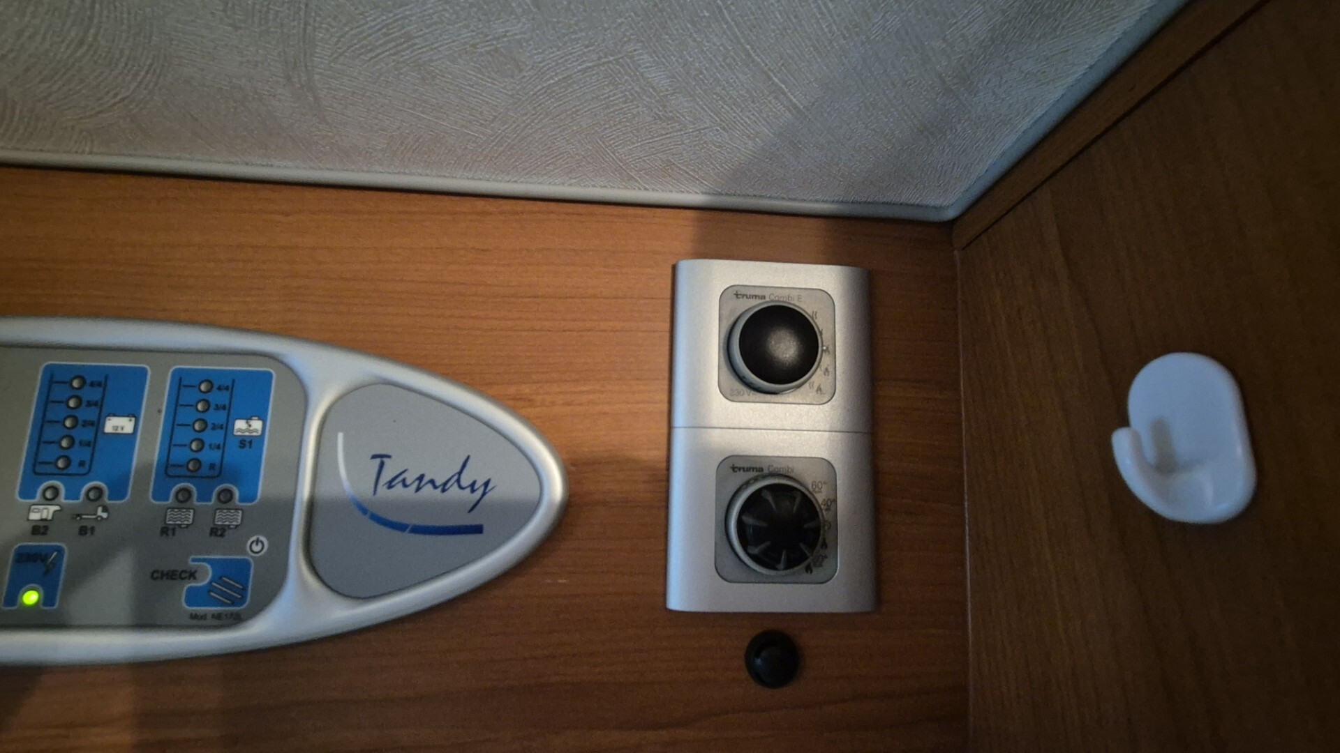 Mclouis TANDY 670G SEMITENGRALE 4 POSTI