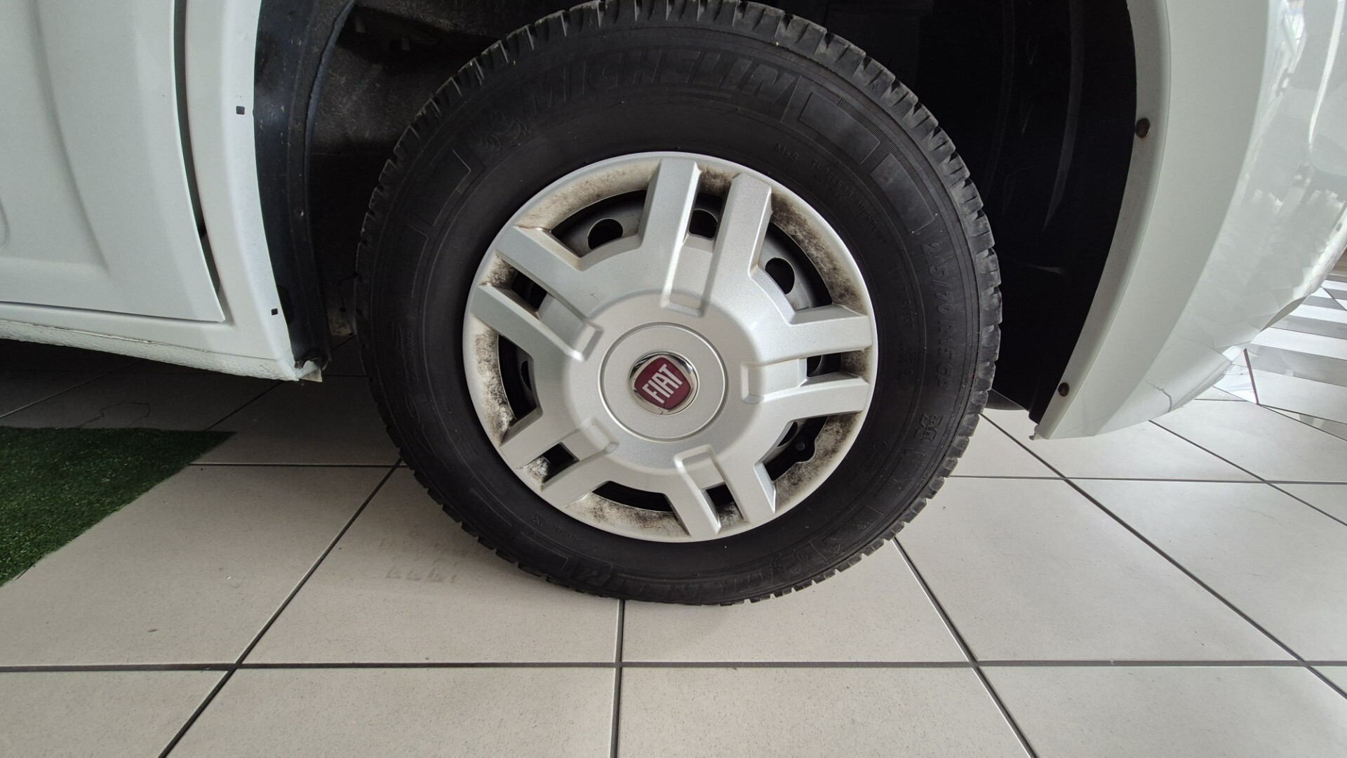 Mclouis TANDY 670G SEMITENGRALE 4 POSTI