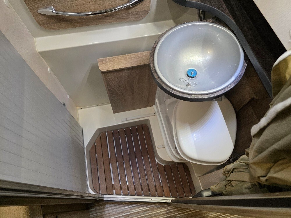 CAMPER VAN FONT VENDOME H 307