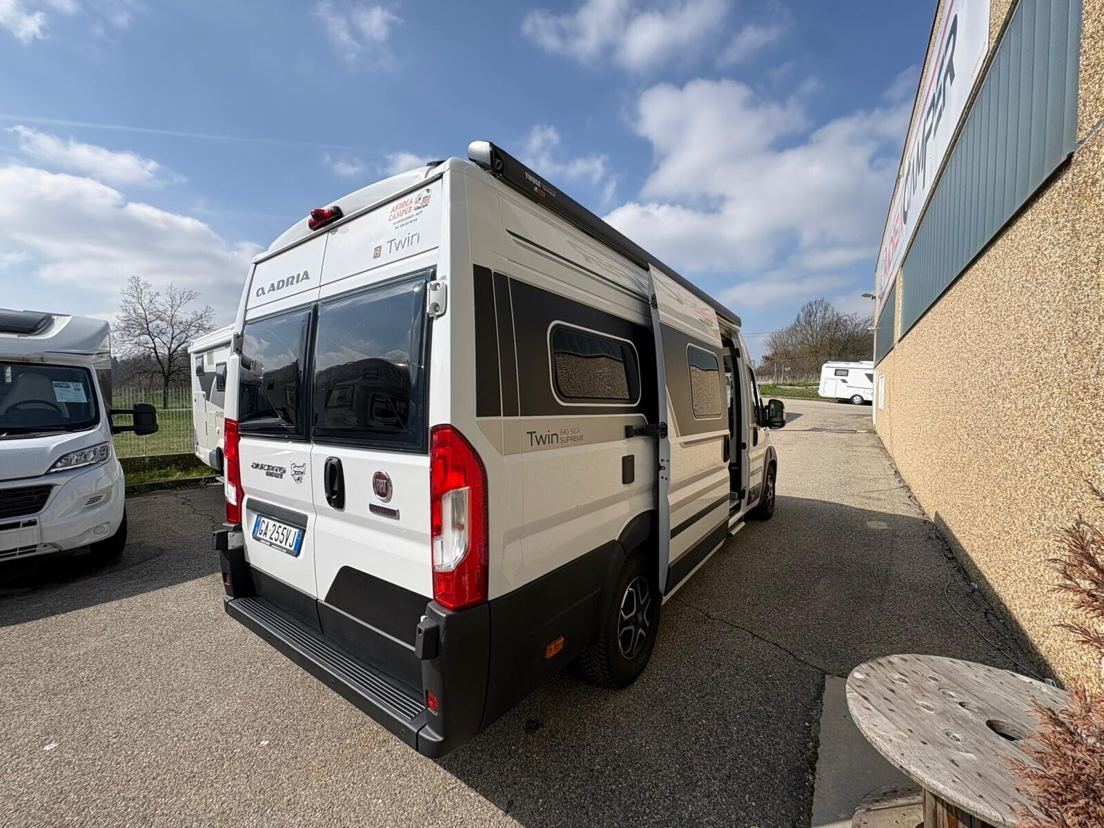 Adria Twin 640 SGX Supreme