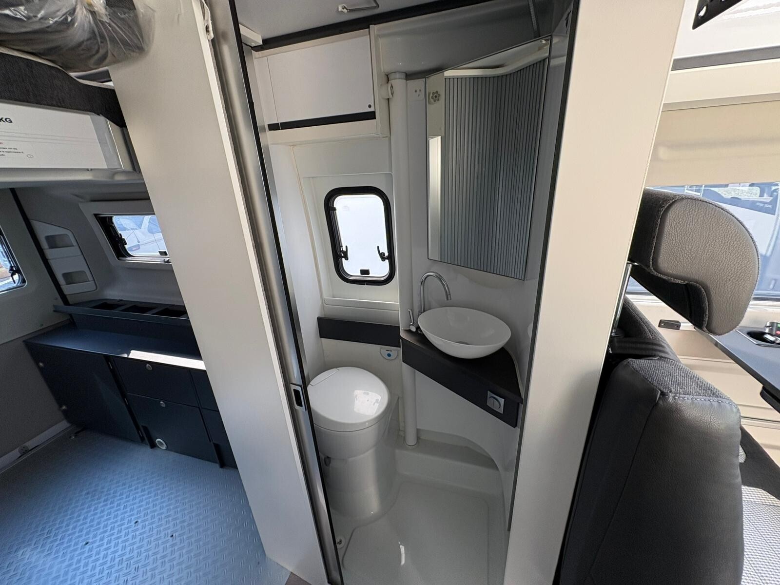 Adria Twin 640 SGX Supreme