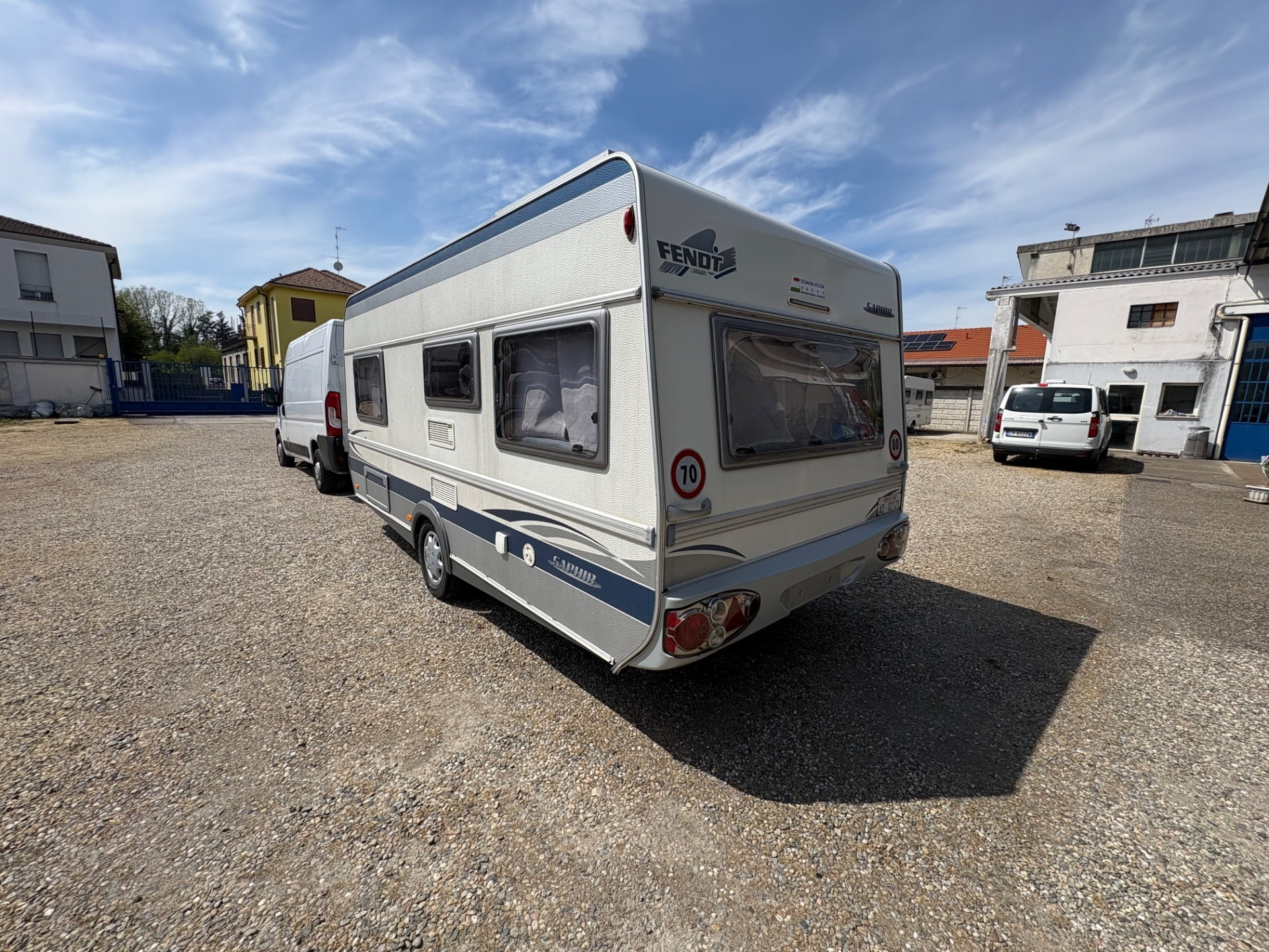 Fendt Caravan Saphir 470-posti 4-mover